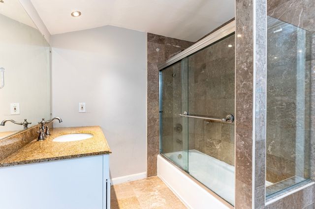 88 Forrest Rd, Westford, MA 01886