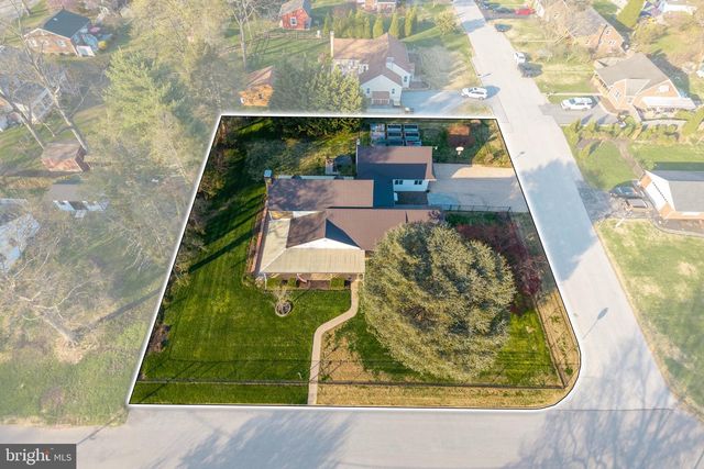 220 N NORRIS AVE, Phoenixville, PA 19460