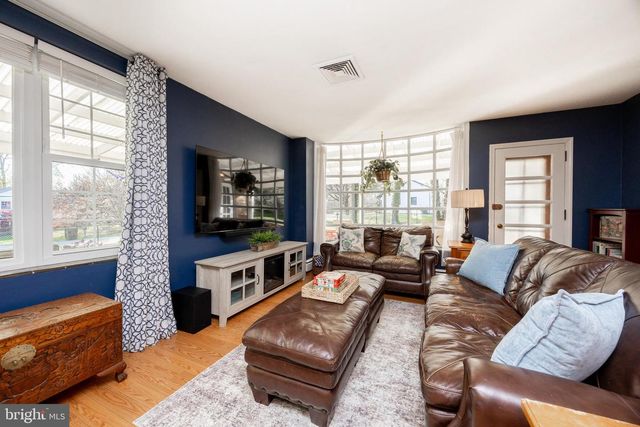 220 N NORRIS AVE, Phoenixville, PA 19460