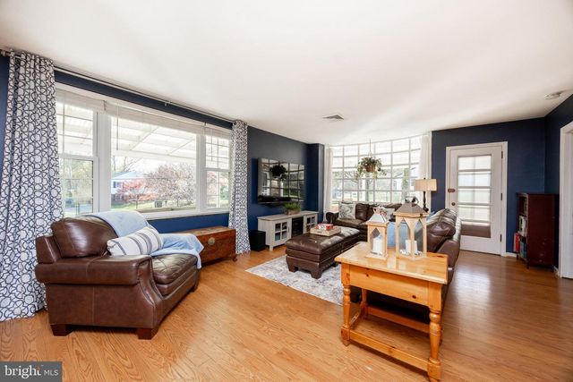 220 N NORRIS AVE, Phoenixville, PA 19460