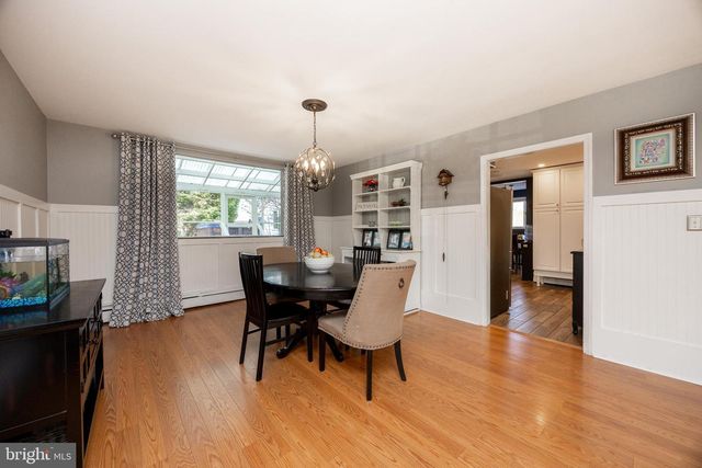 220 N NORRIS AVE, Phoenixville, PA 19460