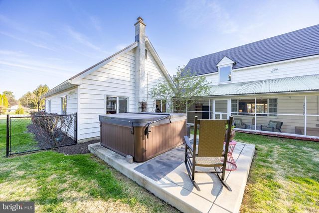 220 N NORRIS AVE, Phoenixville, PA 19460