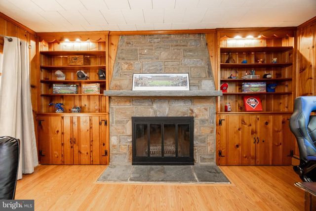 220 N NORRIS AVE, Phoenixville, PA 19460