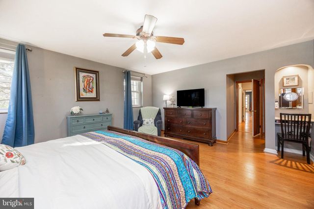 220 N NORRIS AVE, Phoenixville, PA 19460