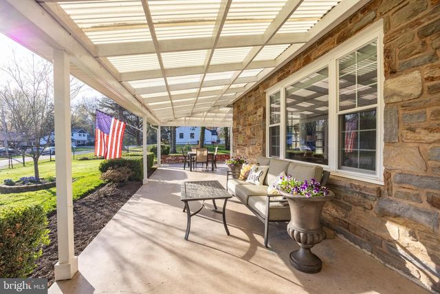 220 N NORRIS AVE, Phoenixville, PA 19460