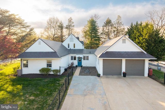 220 N NORRIS AVE, Phoenixville, PA 19460