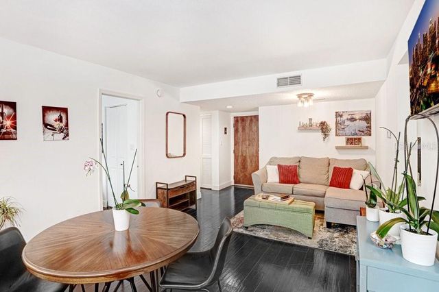 13602 S VILLAGE DRIVE 1205, Tampa, FL 33618