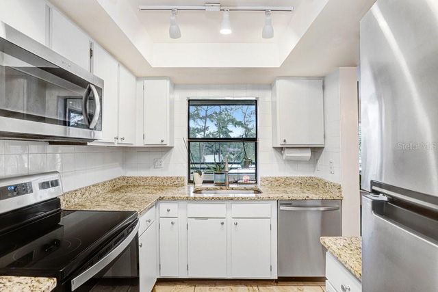 13602 S VILLAGE DRIVE 1205, Tampa, FL 33618