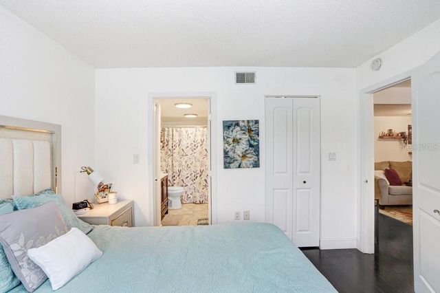 13602 S VILLAGE DRIVE 1205, Tampa, FL 33618