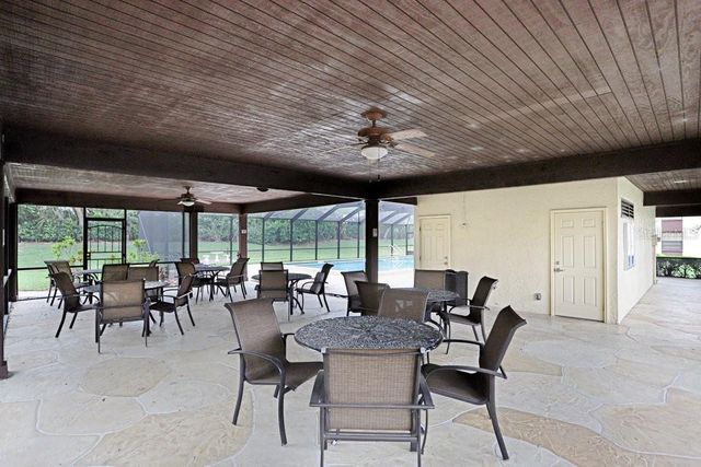 13602 S VILLAGE DRIVE 1205, Tampa, FL 33618