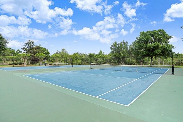 13602 S VILLAGE DRIVE 1205, Tampa, FL 33618