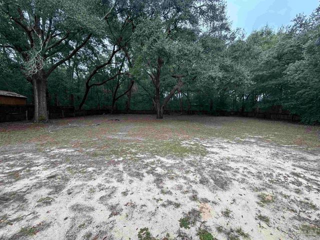 6500 Sanders St, Milton, FL 32570