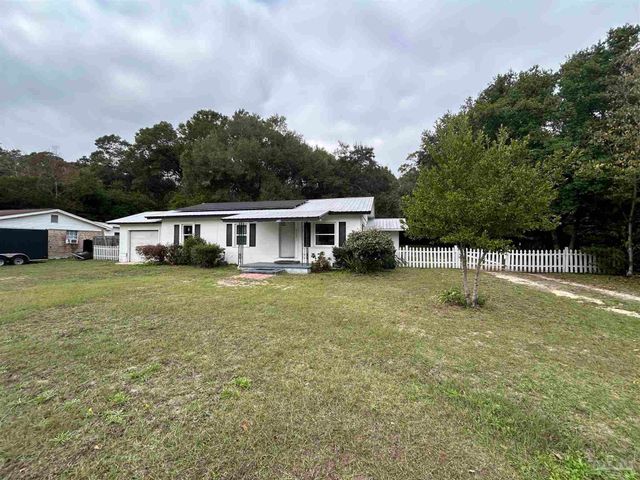 6500 Sanders St, Milton, FL 32570