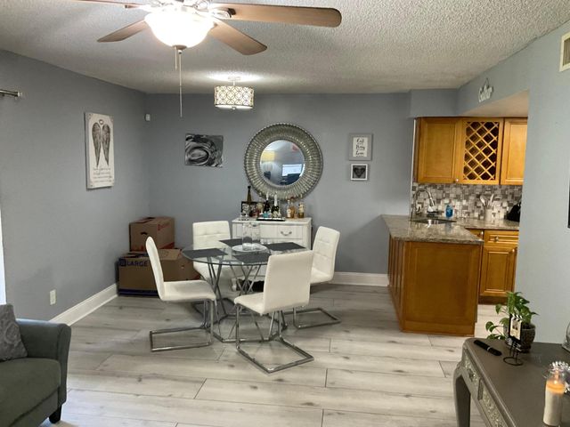 64 Canterbury Lane, Tamarac, FL 33319