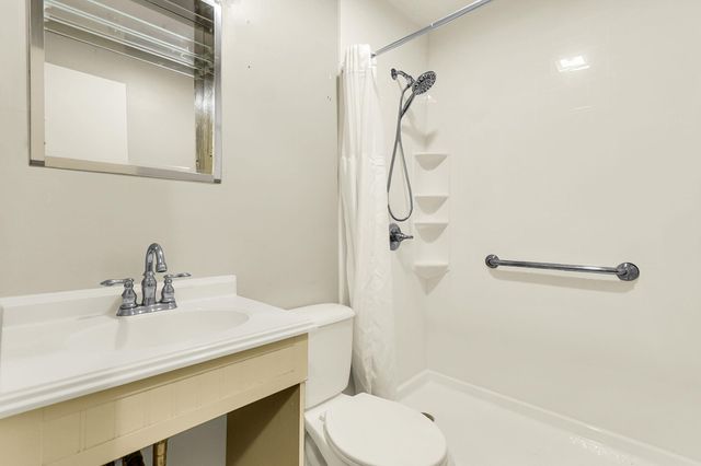 5433 Pennsylvania Avenue, North Charleston, SC 29406