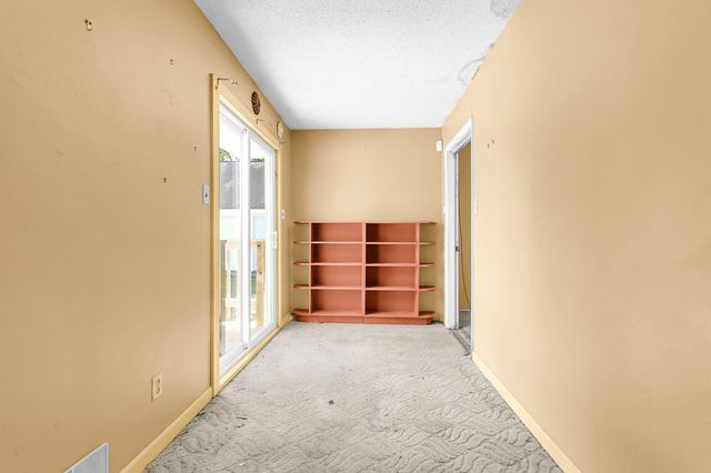 5433 Pennsylvania Avenue, North Charleston, SC 29406