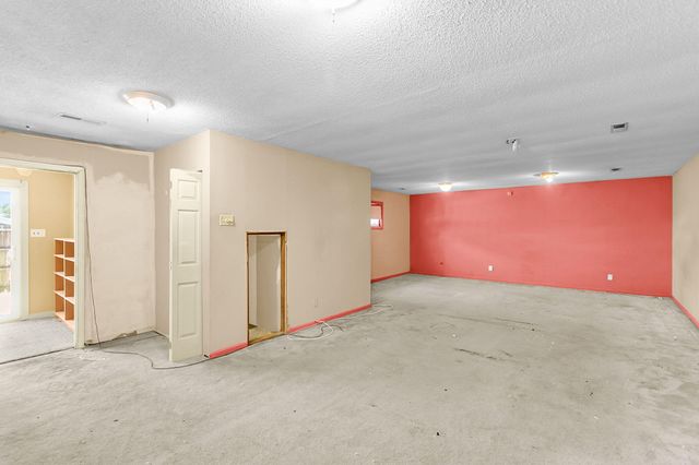 5433 Pennsylvania Avenue, North Charleston, SC 29406