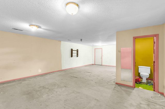 5433 Pennsylvania Avenue, North Charleston, SC 29406