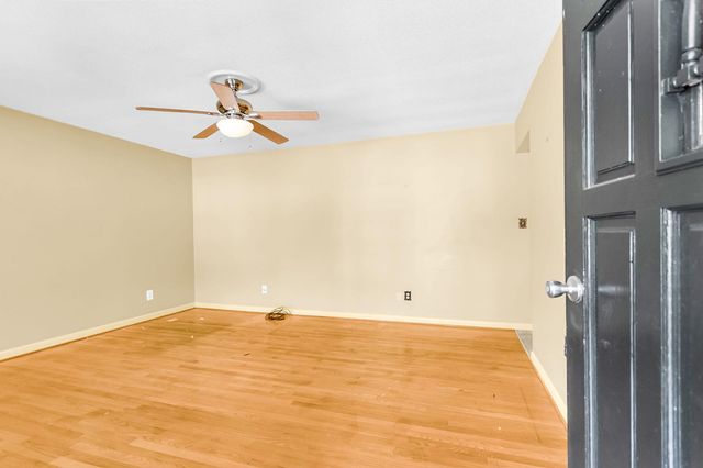 5433 Pennsylvania Avenue, North Charleston, SC 29406
