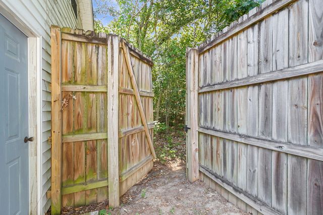 5433 Pennsylvania Avenue, North Charleston, SC 29406