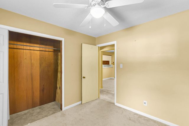 5433 Pennsylvania Avenue, North Charleston, SC 29406