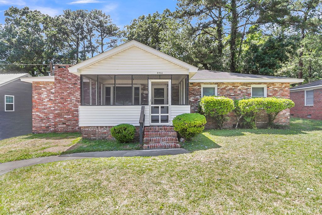 5433 Pennsylvania Avenue, North Charleston, SC 29406