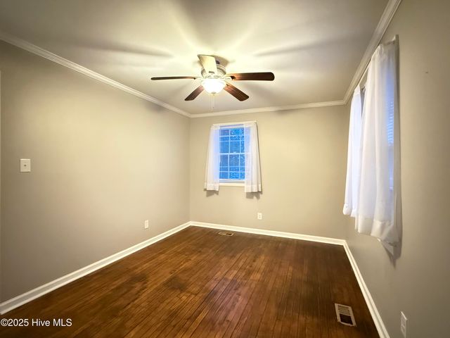 407 Seminole Trail, Jacksonville, NC 28540