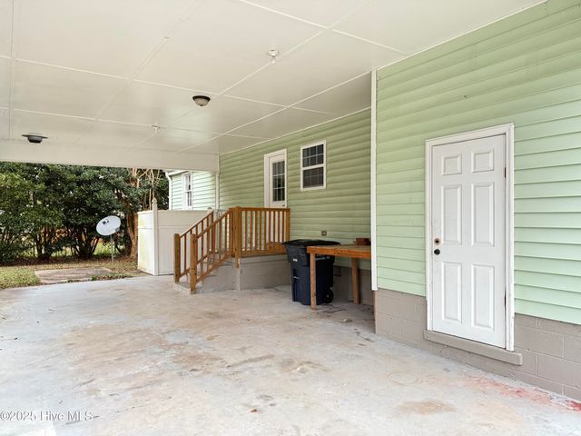 407 Seminole Trail, Jacksonville, NC 28540