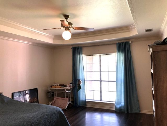 1006 Oakhaven, College Station, TX 77840