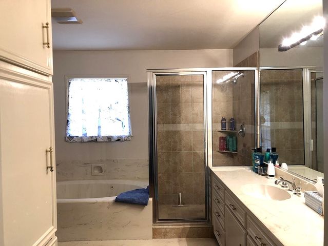 1006 Oakhaven, College Station, TX 77840