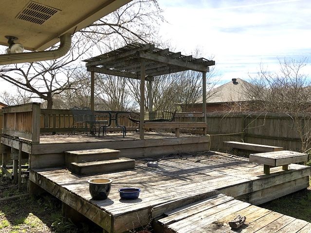 1006 Oakhaven, College Station, TX 77840