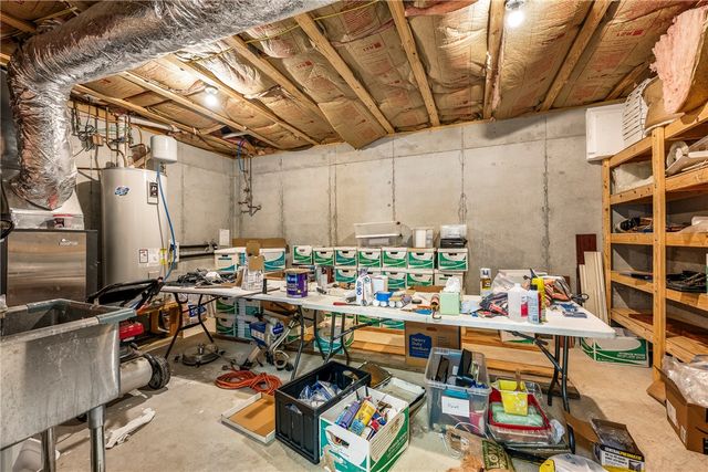 24 Kirkliston Lane, Bella Vista, AR 72715