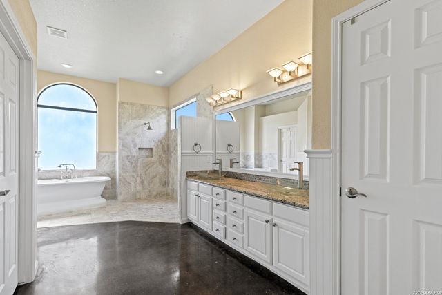 152 PICO CT, San Marcos, TX 78666