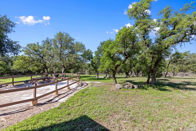152 PICO CT, San Marcos, TX 78666