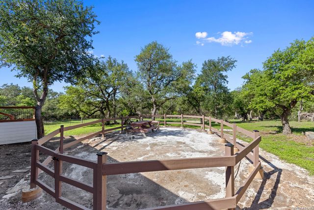 152 PICO CT, San Marcos, TX 78666