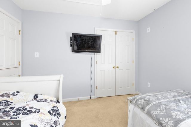 50 HAMSTEAD RD, Fredericksburg, VA 22405