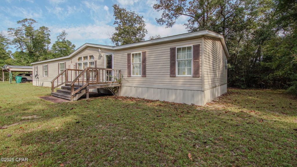 3309 Lykins Road, Chipley, FL 32428