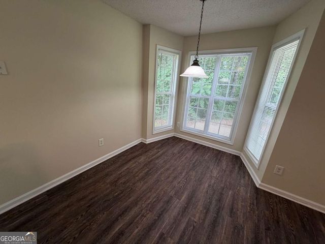 211 Ravenwood Court, Bethlehem, GA 30620