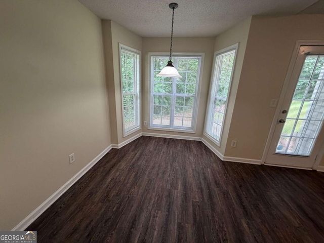 211 Ravenwood Court, Bethlehem, GA 30620