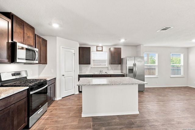 15306 Smoky Honeyeater, San Antonio, TX 78253