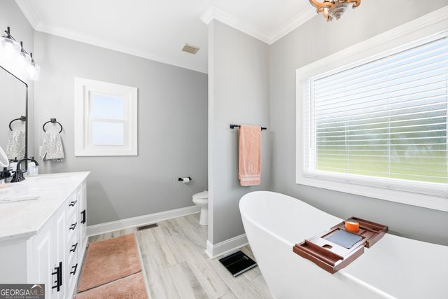 61 Triple Crown Way, Forsyth, GA 31029