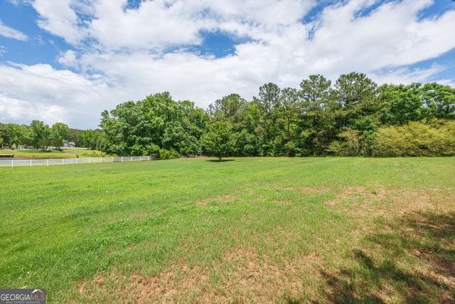 61 Triple Crown Way, Forsyth, GA 31029