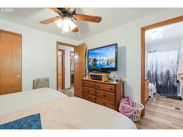 112 EYMAN CEMETERY Rd, Carson, WA 98610