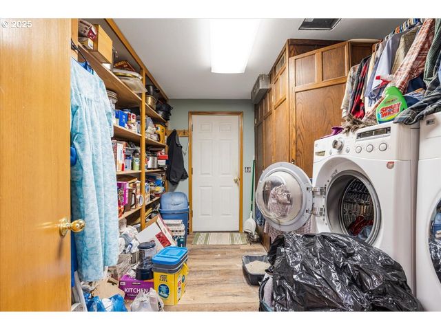 112 EYMAN CEMETERY Rd, Carson, WA 98610