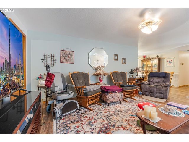 112 EYMAN CEMETERY Rd, Carson, WA 98610