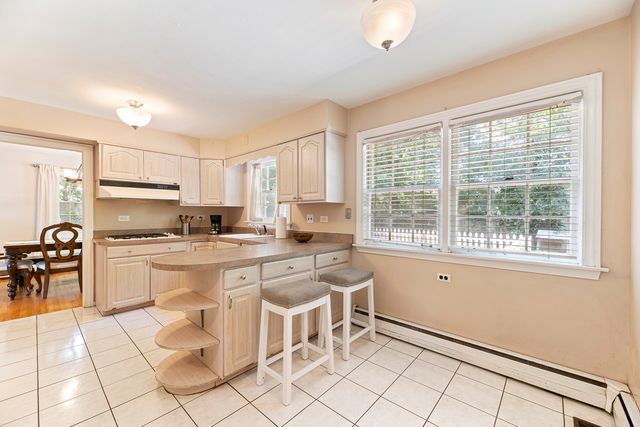 1130 E Lake Avenue, Glenview, IL 60025