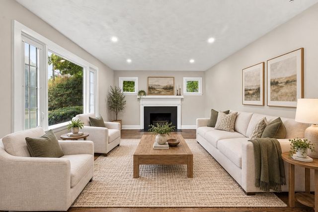 9 Malcolm St, Norfolk, MA 02056
