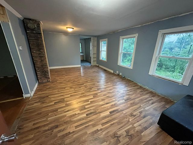 12 Oak Street, Ypsilanti, MI 48198