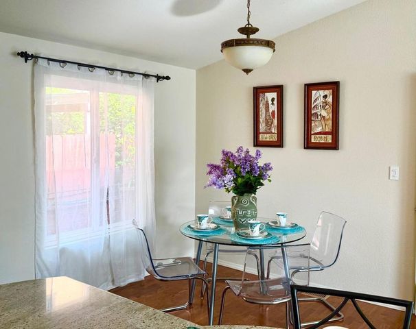 140 S Rengstorff Avenue, Mountain View, CA 94040