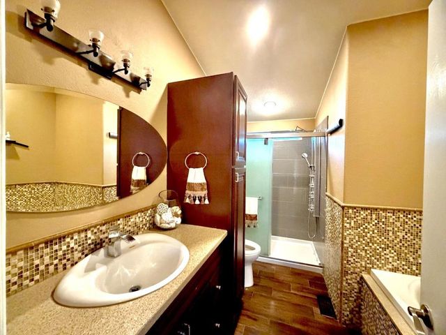 140 S Rengstorff Avenue, Mountain View, CA 94040